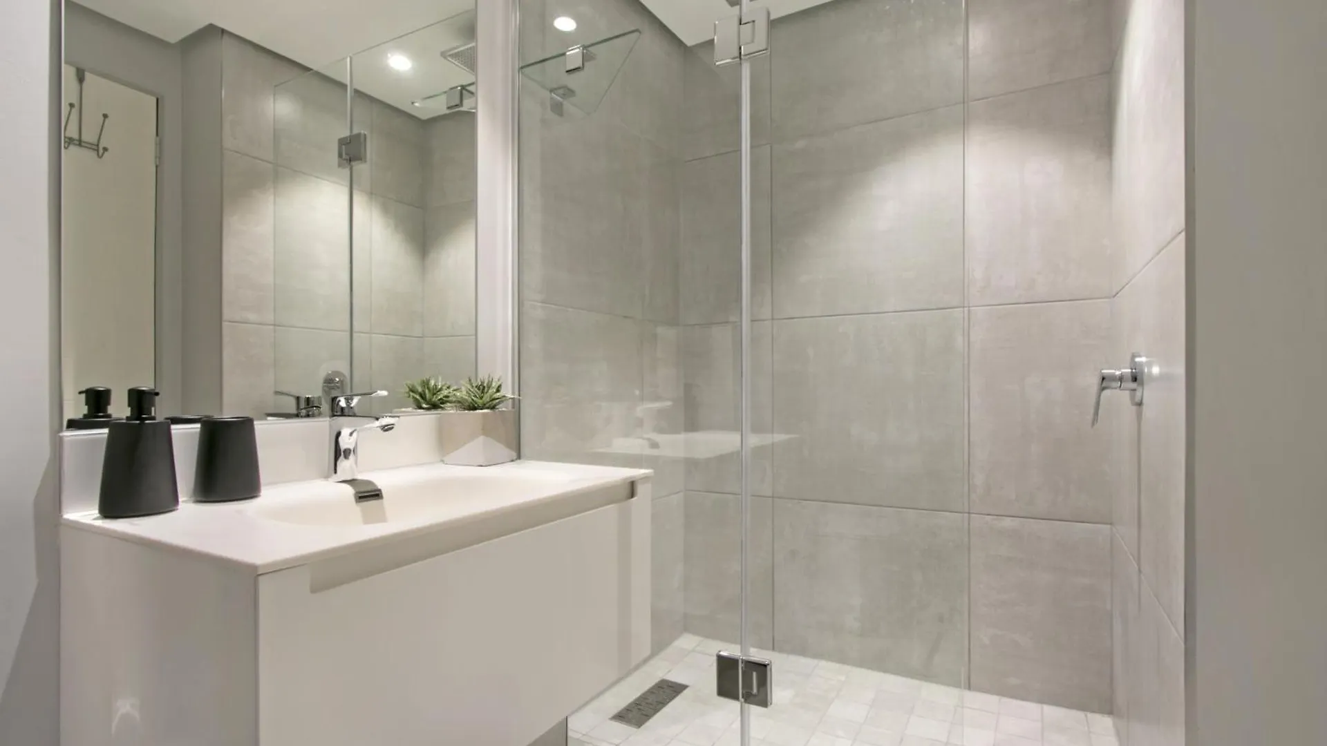 16 On Bree - Unit 2810 Apartment Cape Town