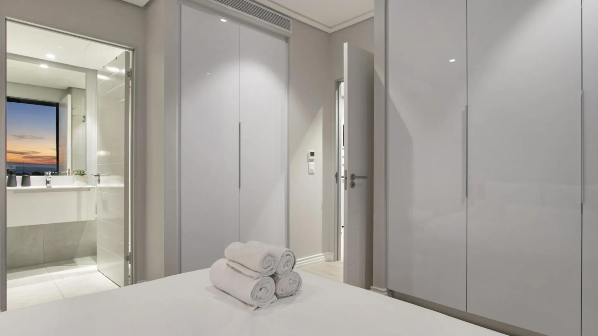 16 On Bree - Unit 2810 Apartment Cape Town
