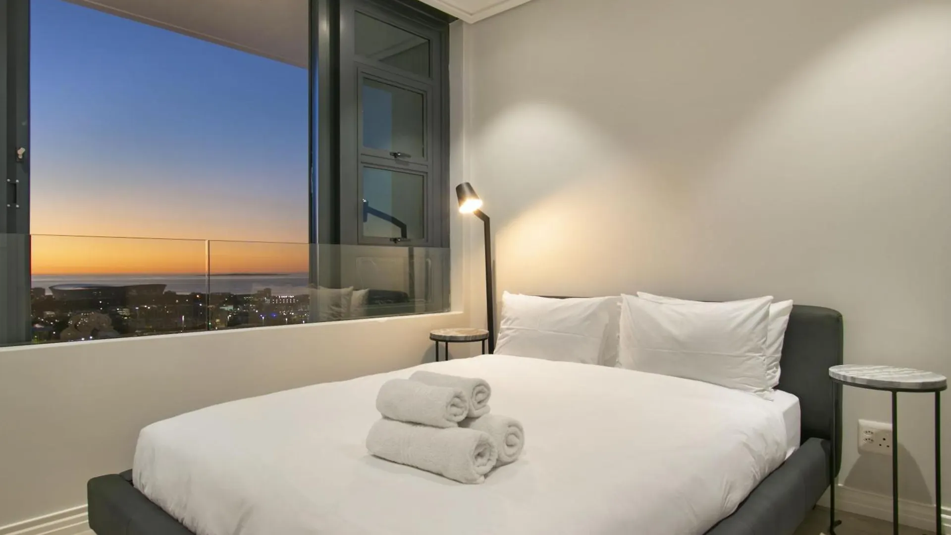 16 On Bree - Unit 2810 Apartment Cape Town South Africa
