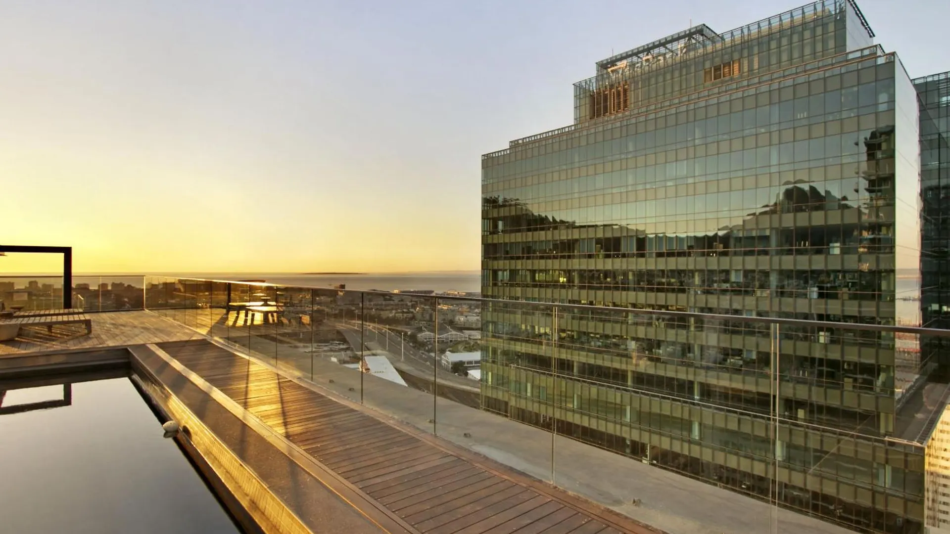 16 On Bree - Unit 2810 Apartment Cape Town